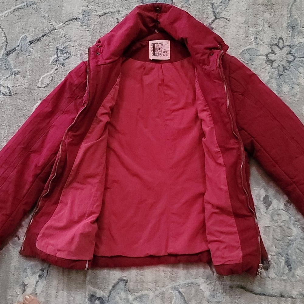 Winter jacket - Picture 3 of 11